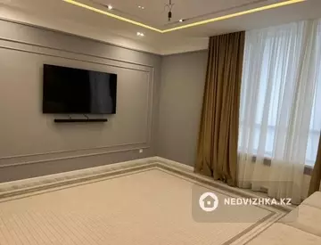 3-комнатная квартира, этаж 4 из 20, 92 м²