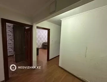 4-комнатная квартира, этаж 1 из 5, 80 м²