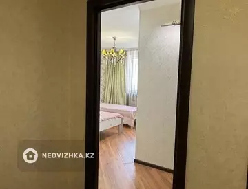 3-комнатная квартира, этаж 9 из 18, 111 м²