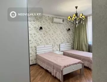 3-комнатная квартира, этаж 9 из 18, 111 м²