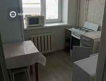 1-комнатная квартира, этаж 4 из 4, 31 м², на длительный срок