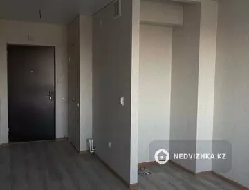 1-комнатная квартира, этаж 4 из 5, 17 м²