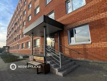 1-комнатная квартира, этаж 4 из 5, 17 м²