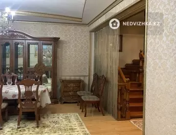 7-комнатный дом, 4 соток, 360 м², на длительный срок