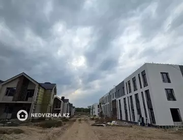 3-комнатная квартира, этаж 1 из 3, 93 м²