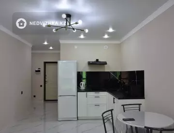 2-комнатная квартира, этаж 3 из 9, 60 м², на длительный срок