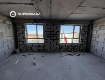 2-комнатная квартира, этаж 4 из 5, 49 м²