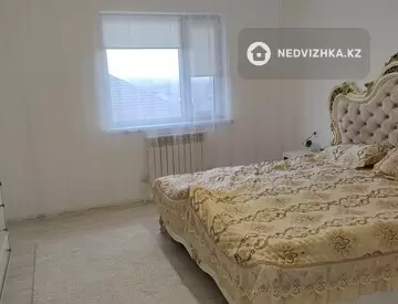5-комнатный дом, 10 соток, 240 м²