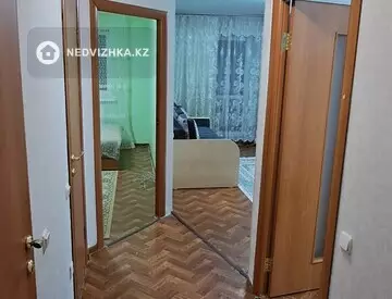 2-комнатная квартира, этаж 2 из 5, 49 м²