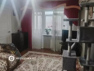 2-комнатная квартира, этаж 4 из 5, 45 м²