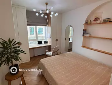 4-комнатная квартира, этаж 2 из 6, 86 м²