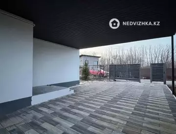 4-комнатный дом, 7.5 соток, 190 м²