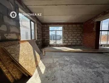 5-комнатный дом, 10 соток, 292 м²