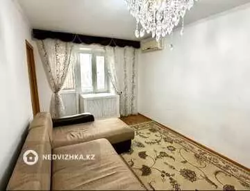 3-комнатная квартира, этаж 3 из 4, 53 м²