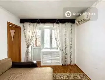 3-комнатная квартира, этаж 3 из 4, 53 м²