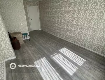 1-комнатная квартира, этаж 2 из 5, 17 м²