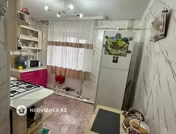 3-комнатная квартира, этаж 1 из 2, 63 м²