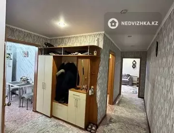 3-комнатная квартира, этаж 1 из 2, 63 м²