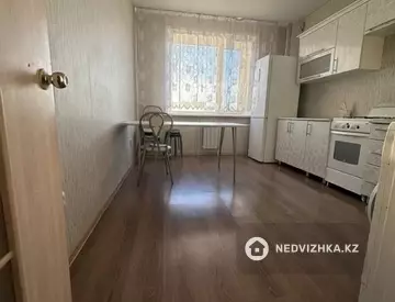 3-комнатная квартира, этаж 4 из 5, 65 м²