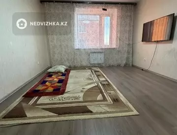 3-комнатная квартира, этаж 4 из 5, 65 м²