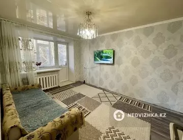 3-комнатная квартира, этаж 3 из 5, 50 м²