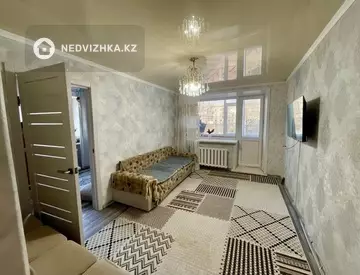 3-комнатная квартира, этаж 3 из 5, 50 м²