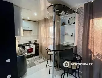 2-комнатная квартира, этаж 3 из 4, 43 м²