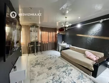 2-комнатная квартира, этаж 3 из 4, 43 м²