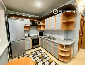1-комнатная квартира, этаж 3 из 5, 30 м²