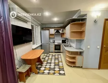 1-комнатная квартира, этаж 3 из 5, 30 м²