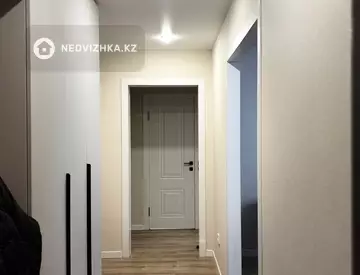 3-комнатная квартира, этаж 9 из 9, 70 м²