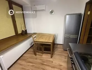 1-комнатная квартира, этаж 3 из 5, 40 м²