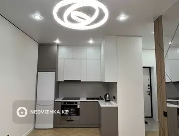 2-комнатная квартира, этаж 4 из 9, 35 м²