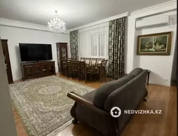 3-комнатная квартира, этаж 2 из 4, 117 м²