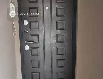 1-комнатная квартира, этаж 3 из 5, 36 м²