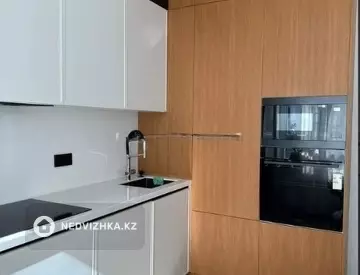 2-комнатная квартира, этаж 11 из 23, 75 м²