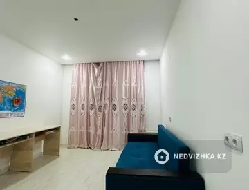 2-комнатная квартира, этаж 1 из 9, 40 м²