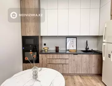2-комнатная квартира, этаж 3 из 9, 56 м²