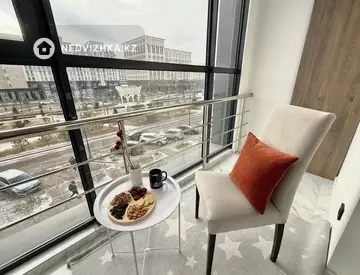 2-комнатная квартира, этаж 3 из 9, 56 м²