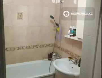 2-комнатная квартира, этаж 4 из 5, 43 м²