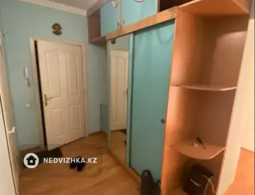 2-комнатная квартира, этаж 8 из 9, 76 м²