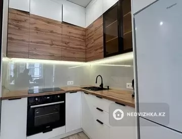 3-комнатная квартира, этаж 7 из 12, 56 м²
