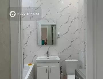 1-комнатная квартира, этаж 3 из 9, 41 м²