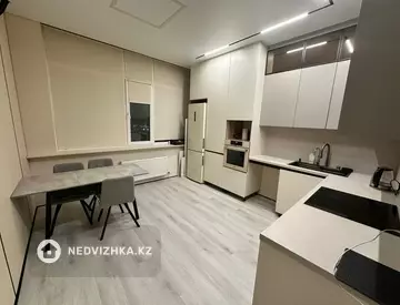 3-комнатная квартира, этаж 12 из 12, 95 м²