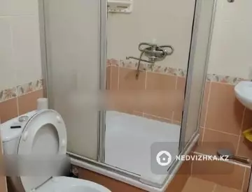 1-комнатная квартира, этаж 8 из 9, 38 м²