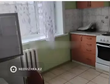 1-комнатная квартира, этаж 8 из 9, 38 м²