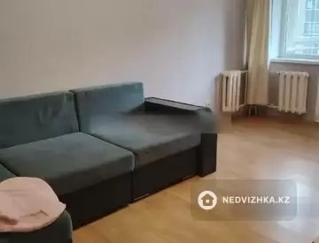 1-комнатная квартира, этаж 8 из 9, 38 м²