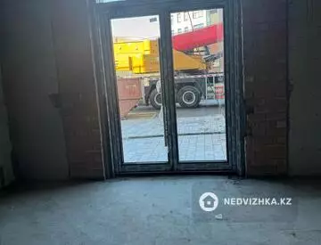 Помещение, этаж 1 из 1, 104 м², на длительный срок