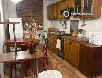 2-комнатная квартира, этаж 2 из 5, 67 м²