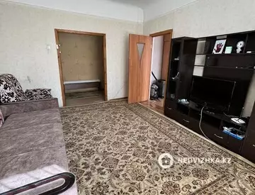 2-комнатная квартира, этаж 3 из 4, 53 м²